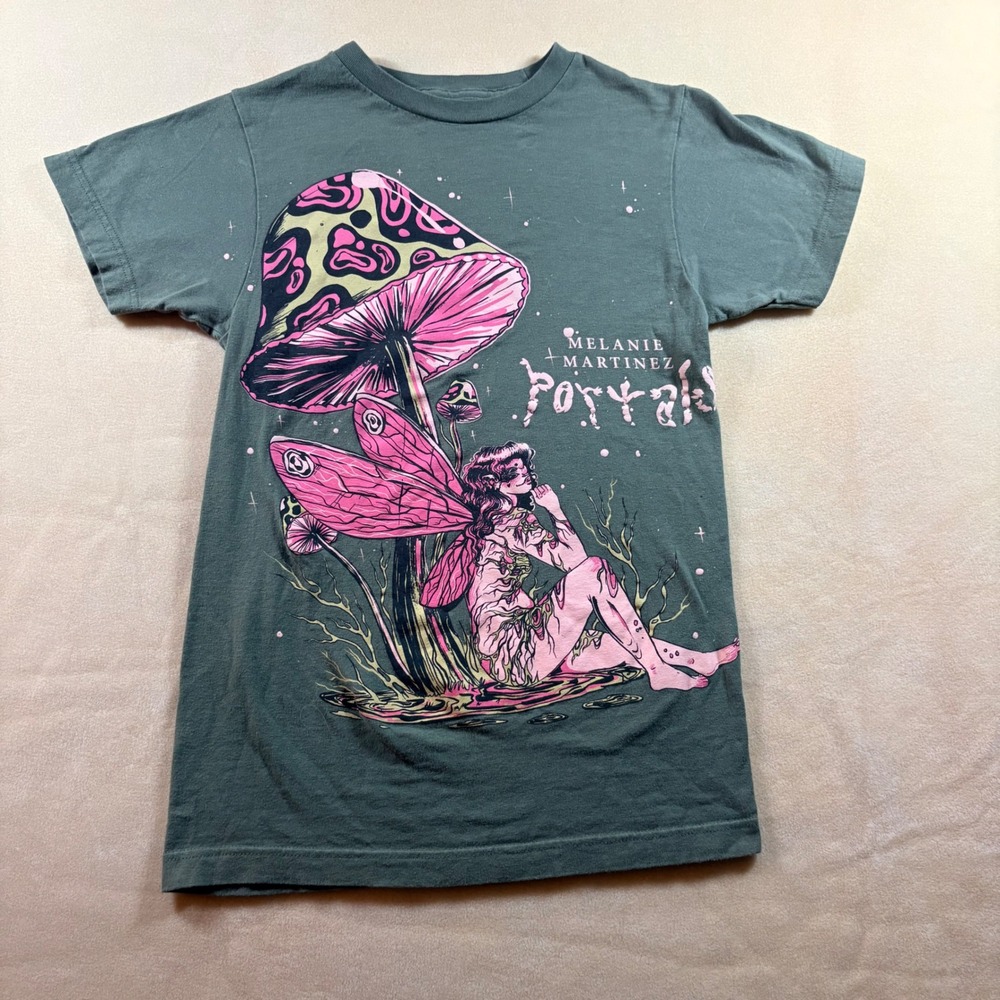Melanie Martinez Portals Tour T-Shirt Green Fairy Mushroom Graphic Tee Small